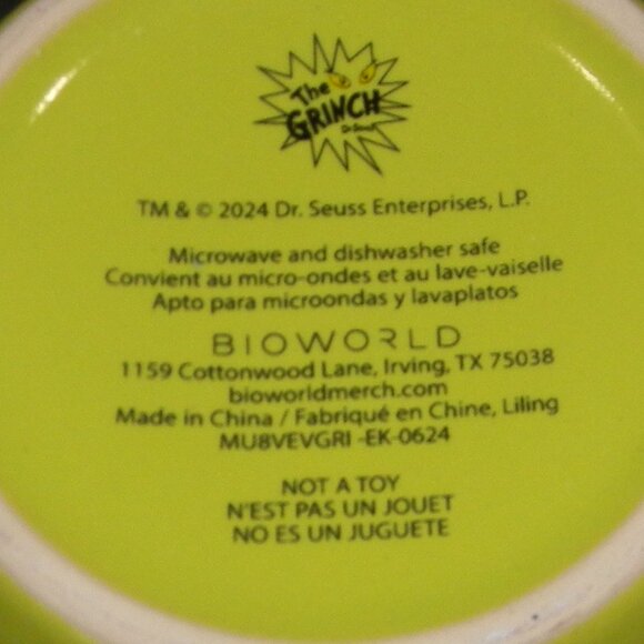 Naughty or Nice Grinch Mug Cindy Lou Who Dishwasher / Microwave Safe NWT - Picture 6 of 6